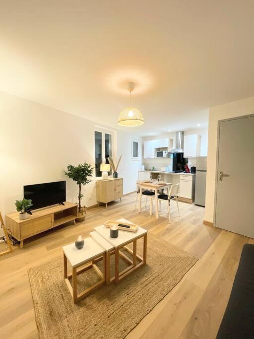 / Cocon \ Paisible Hyper Centre Rodez Apartamento Exterior foto